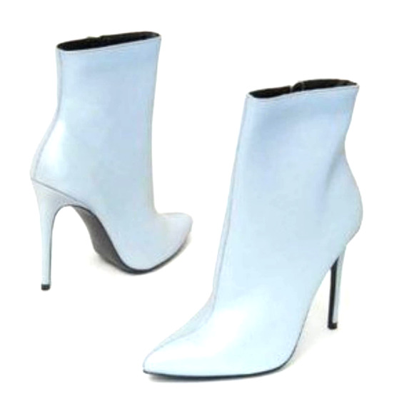 NIB IRIDESCENT Women Giselle HEEL Boots Silver 7.5 - Picture 2 of 14